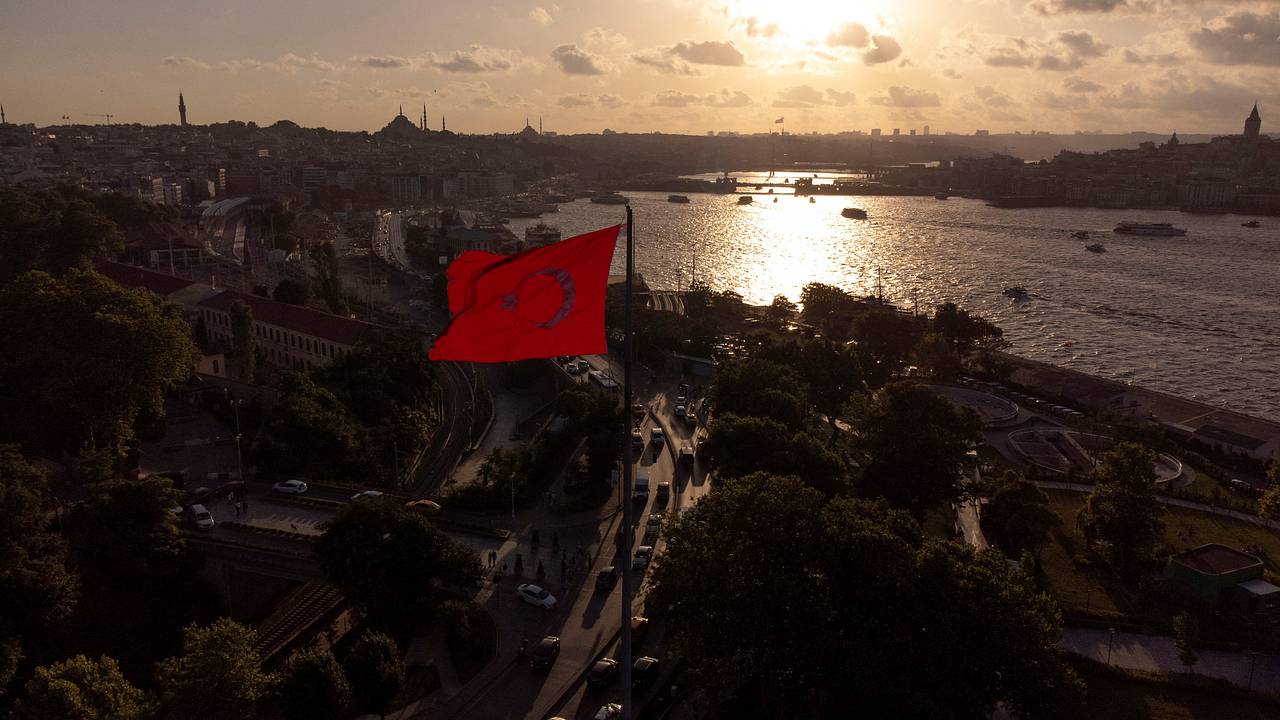 Турция предложит вести в Стамбуле переговоры России и Украины