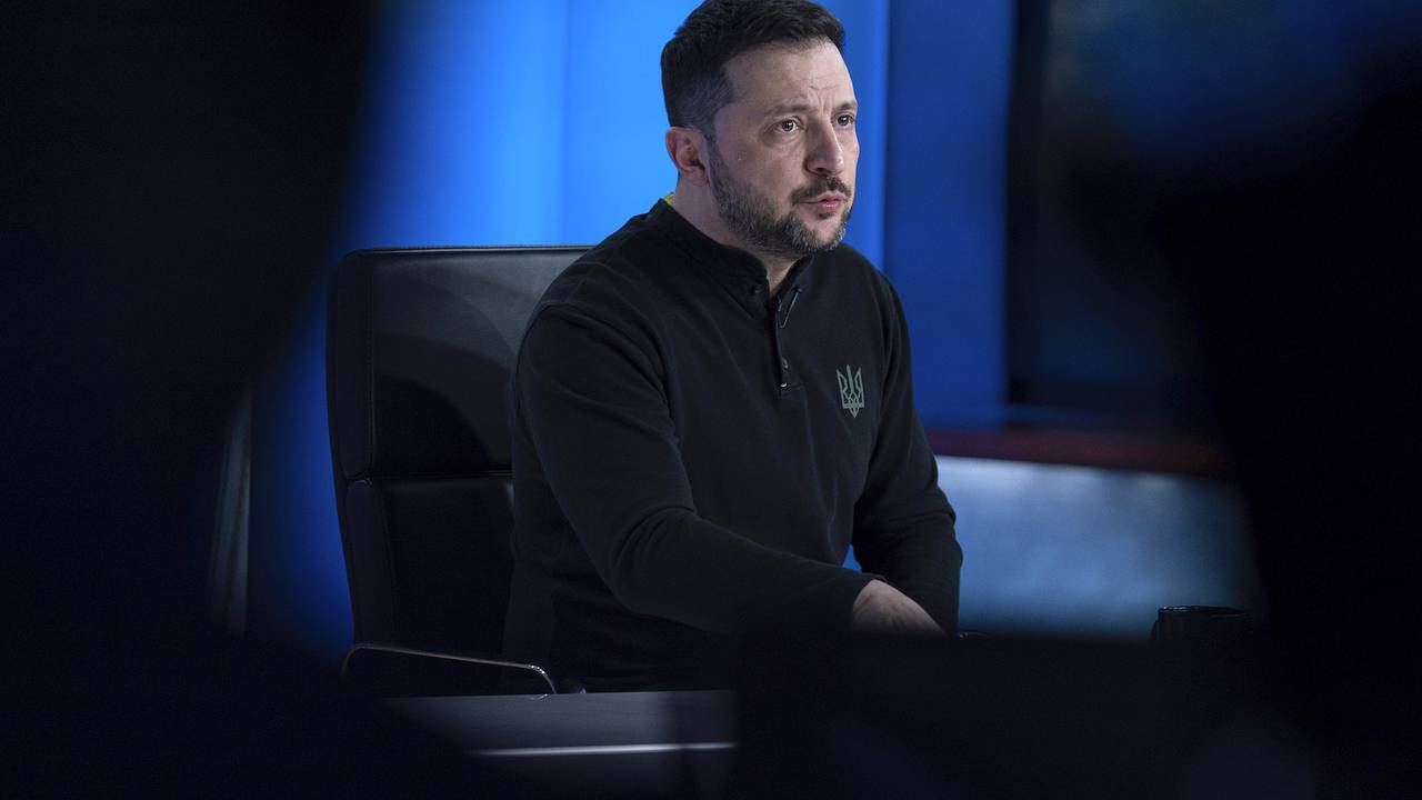 В правительстве Сербии назвали Зеленского униженным на весь мир