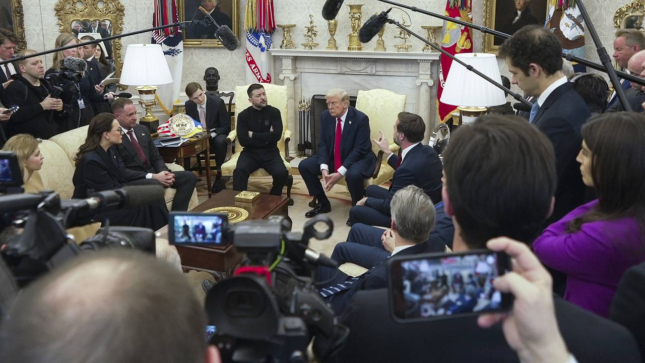 Перепалку Трампа и Зеленского назвали самым острым конфликтом в истории Овального кабинета