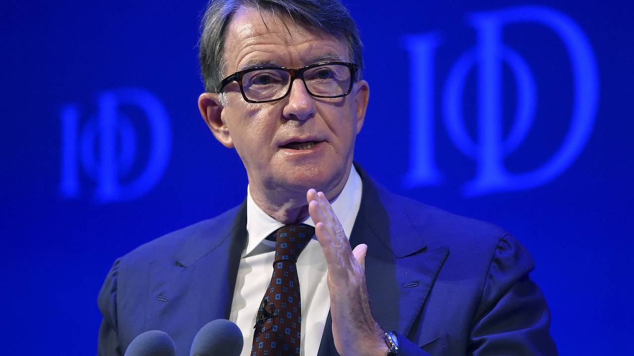 Британский посол в США призвал Украину принять план Трампа