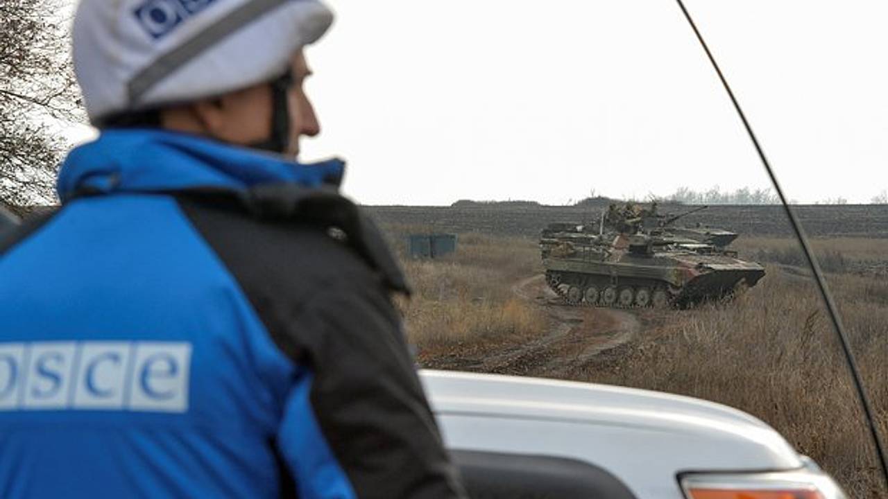 Захарова призвала расследовать сведения о тайной помощи ВСУ наблюдателей ОБСЕ