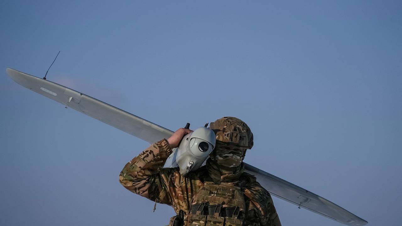 Стало известно об обсуждении Францией и Британией планов по размещению войск на Украине