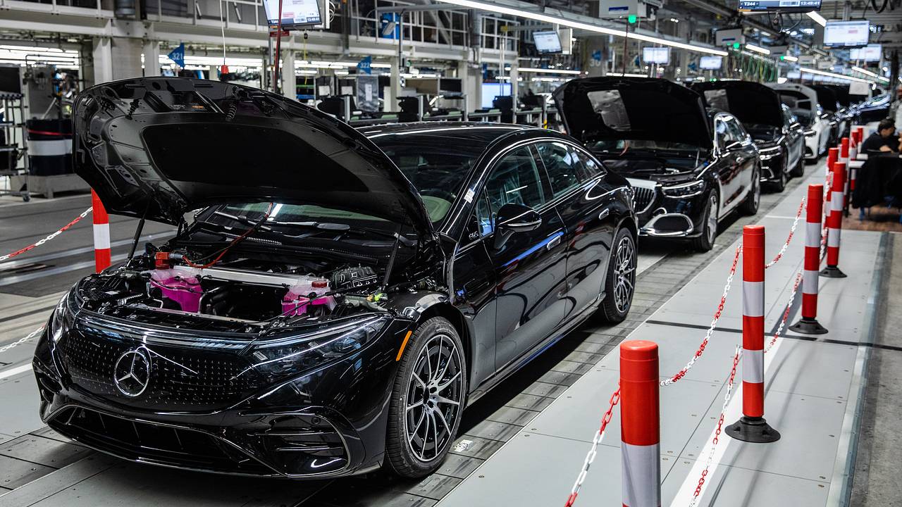 Немецкий автогигант запланировал массовые увольнения