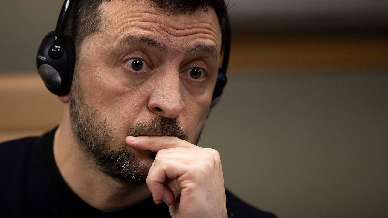 Американист рассказал о готовности ЕС поддержать Зеленского «лишь на словах»