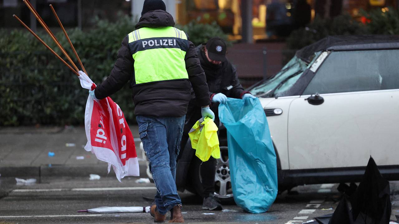 Появились подробности о совершившем наезд на толпу в Германии