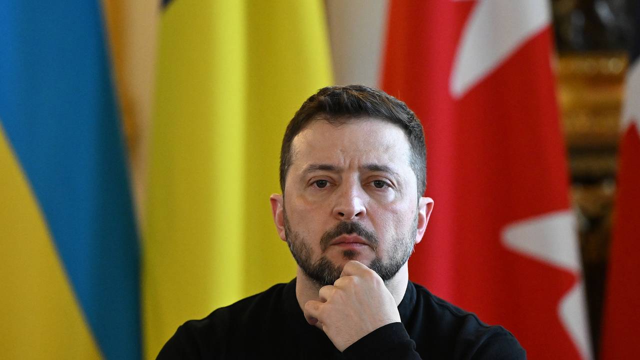 Зеленский заявил о нежелании обсуждать скандал с Трампом