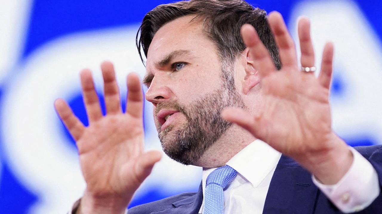 Вэнс заявил о нежелании США вечно финансировать боевые действия на Украине