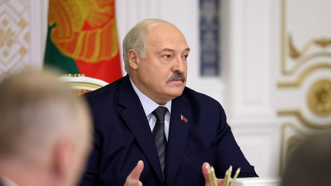 Лукашенко поручил найти редкоземельные металлы в Белоруссии