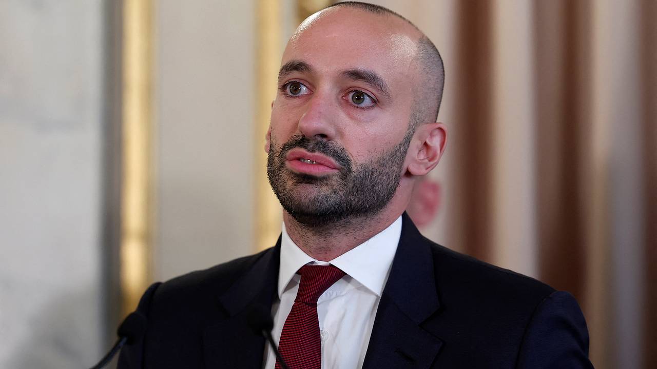 В МИД Франции раскритиковали остановку США военной помощи Украине