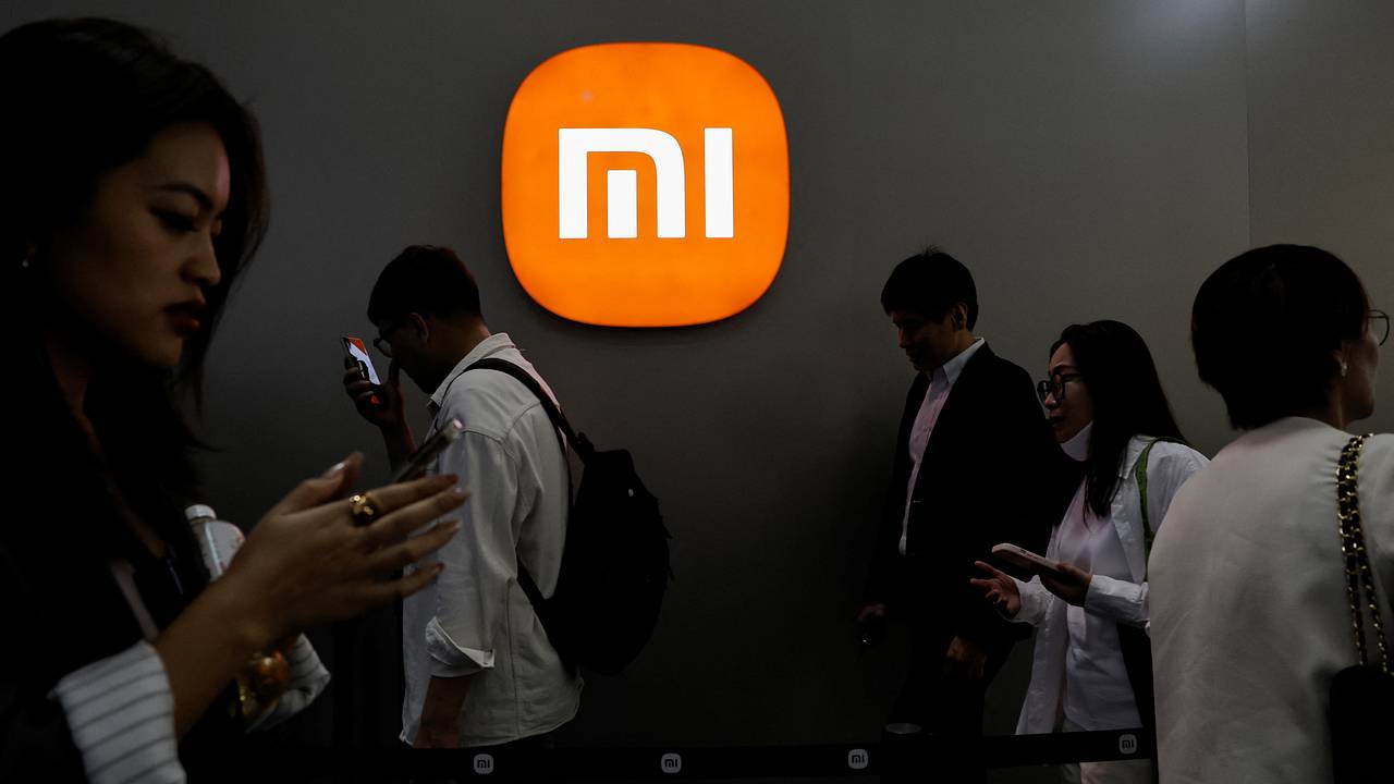 Xiaomi изобрела смартфон со съемным объективом
