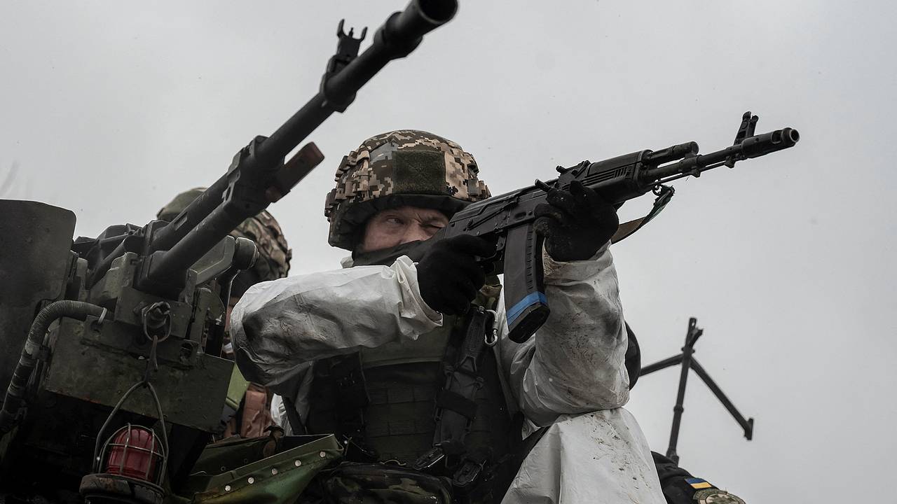 На Западе назвали сроки истощения запасов вооружения у Украины