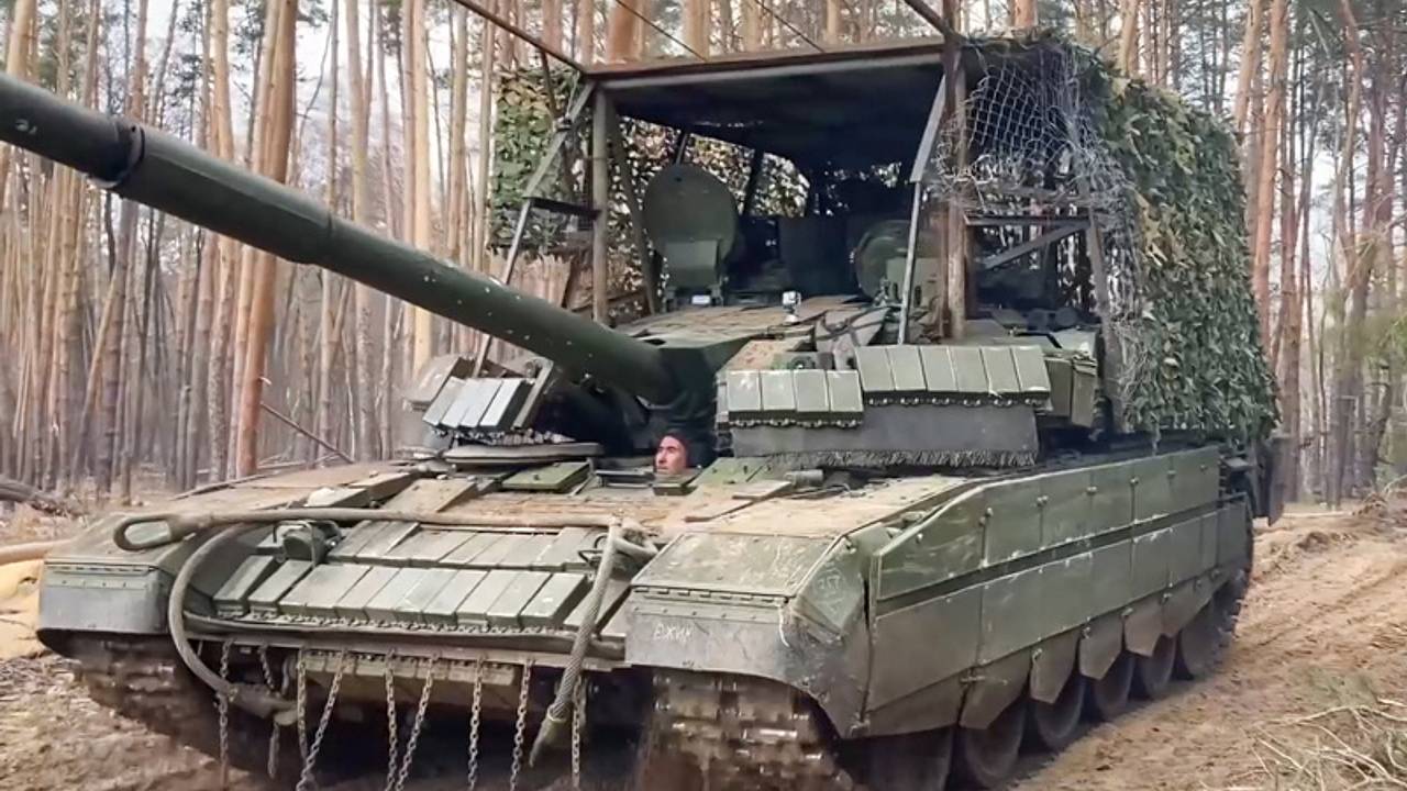 Танкист рассказал о возможностях компьютера Т-90М