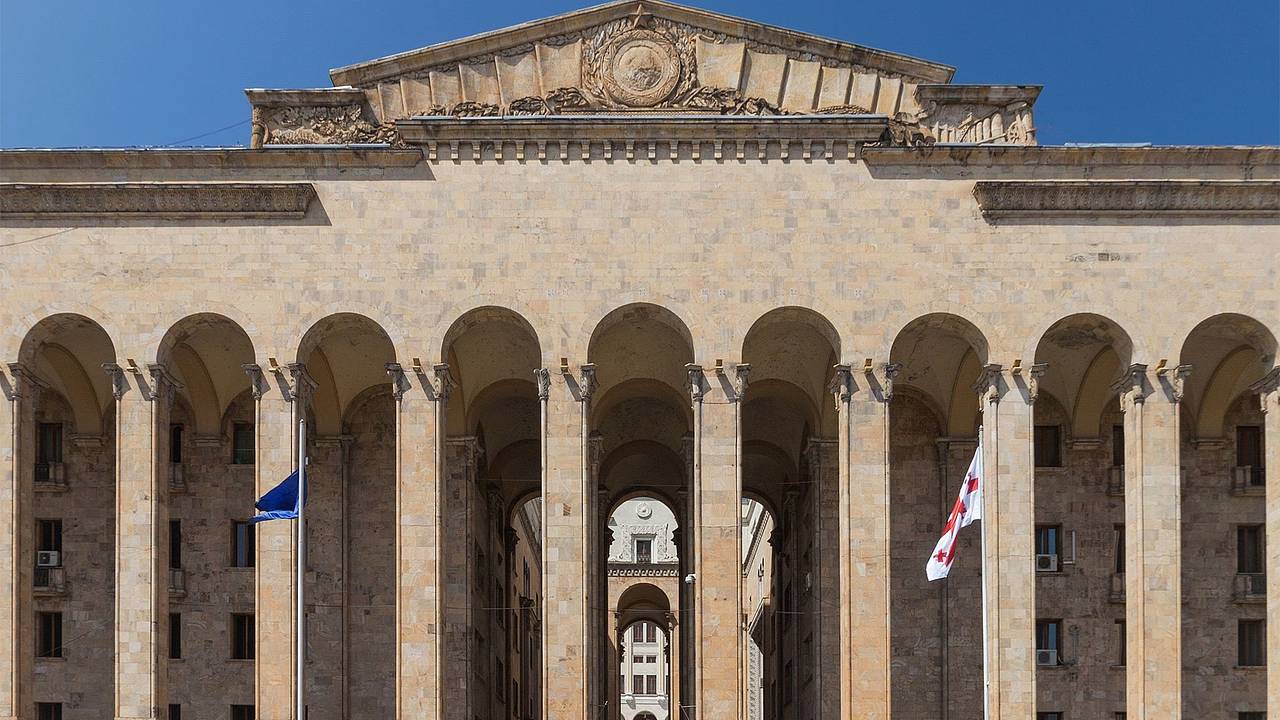 В Грузии захотели убрать слово «гендер» из законодательства