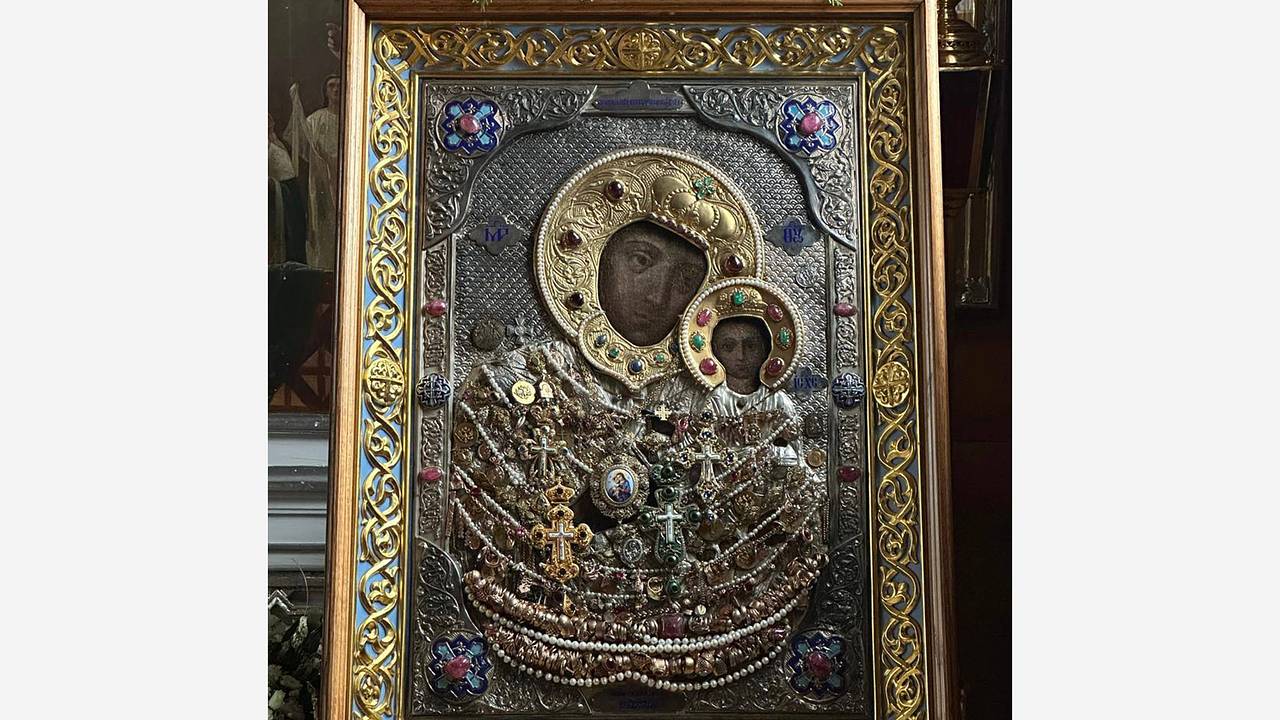 Чудотворную икону вывезли из разрушенного под Курском монастыря