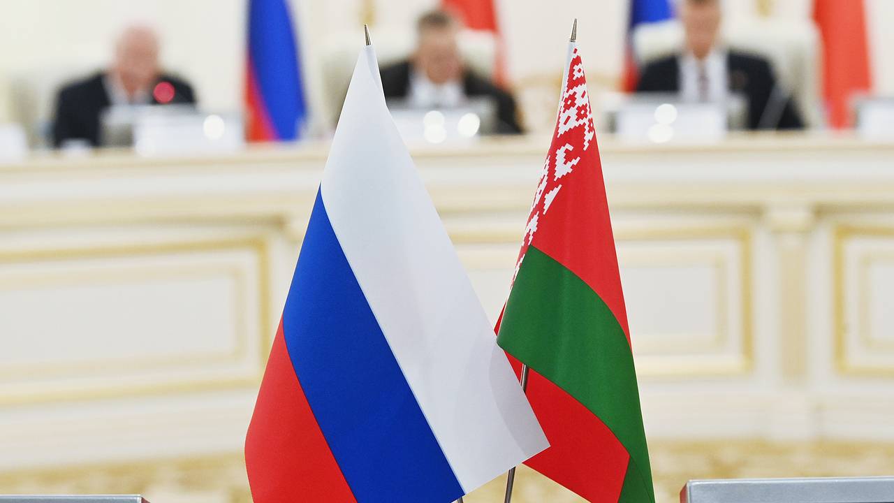 Госдума дала Белоруссии отсрочку по выплате долга перед Россией