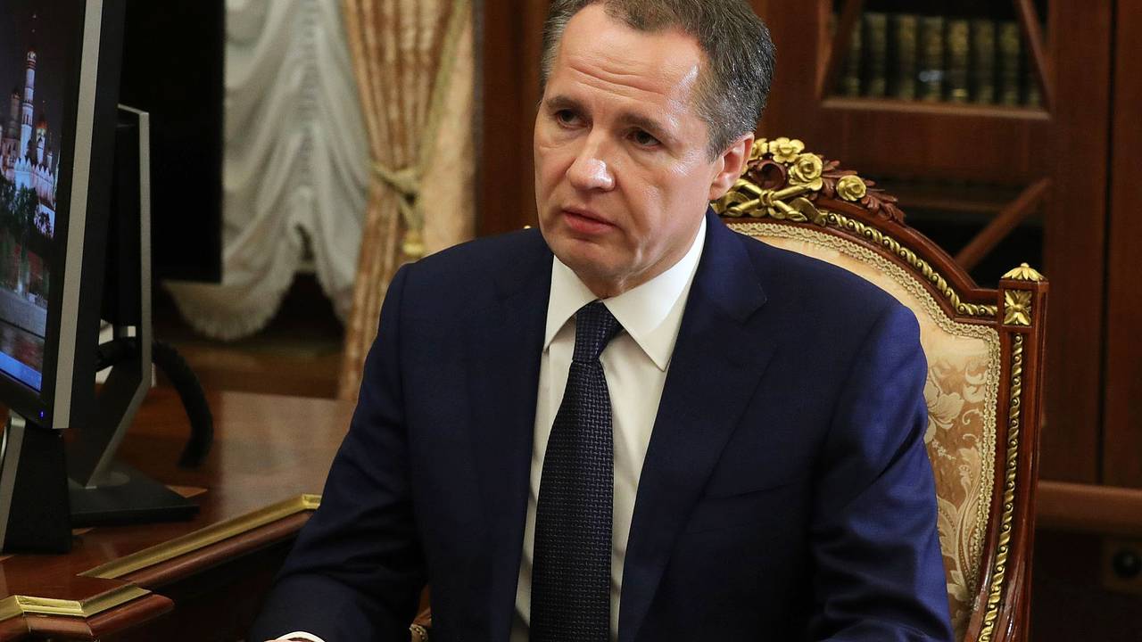 Российского губернатора приняли за телефонного мошенника