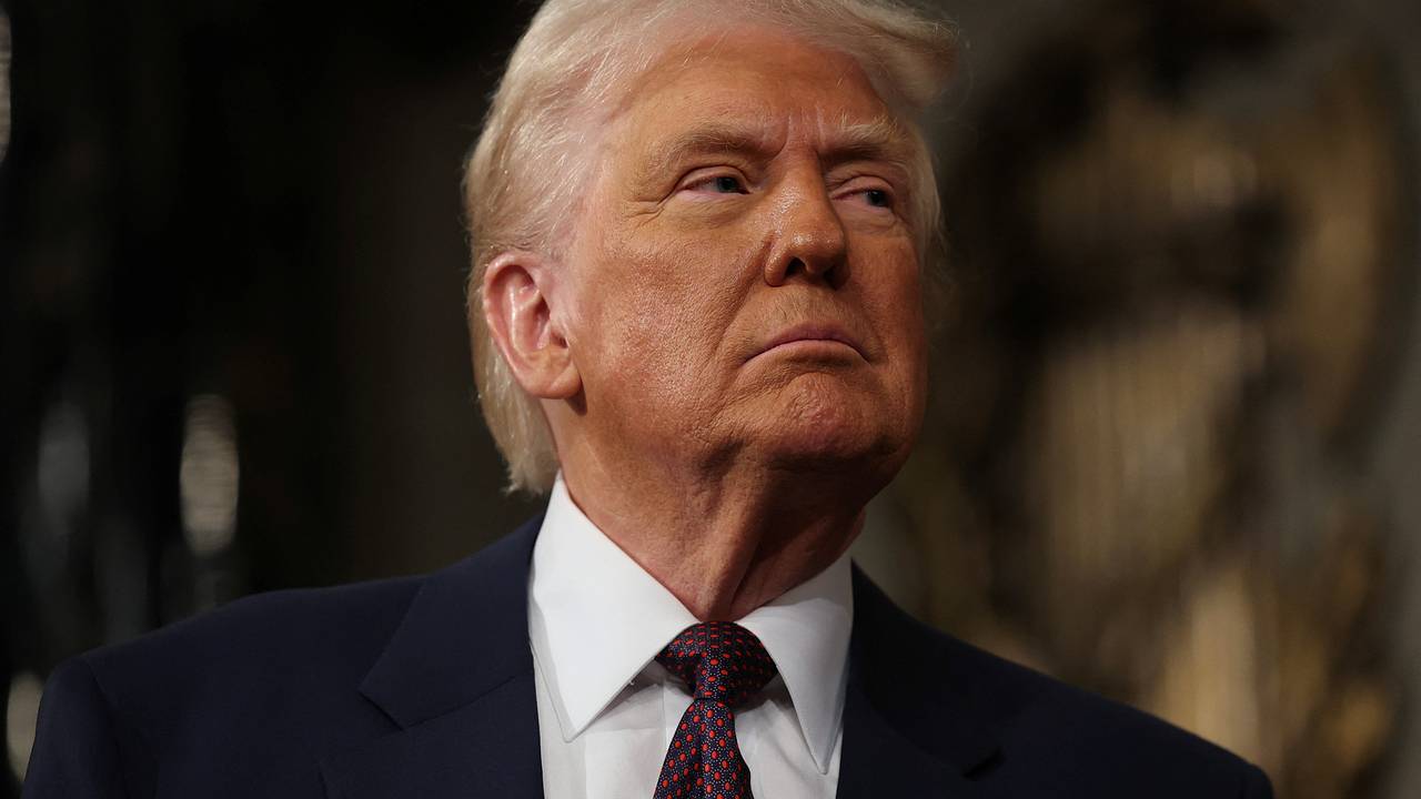 Трамп уличил «Покахонтас» в желании затянуть конфликт на Украине