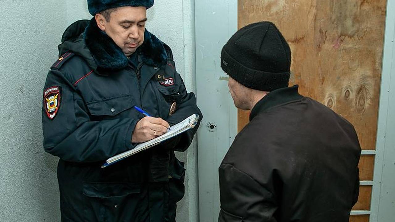 Путин призвал принять обновленную концепцию миграции в России