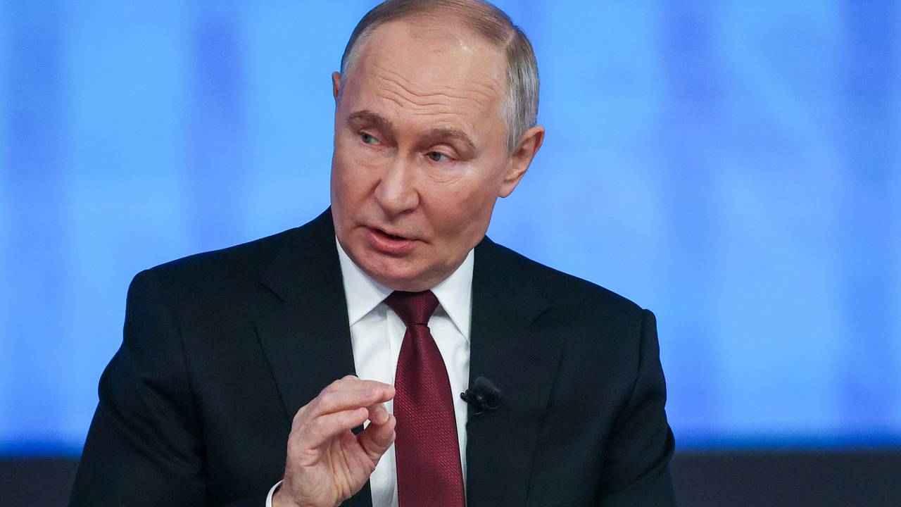 Путин призвал защитить молодежь от втягивания в наркотрафик и киберпреступность