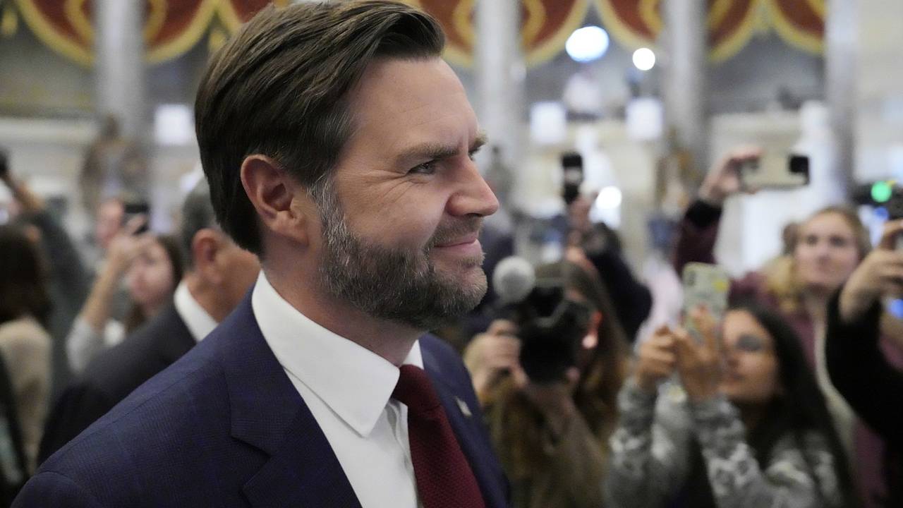 Вице-президент Вэнс избавился от дома в США