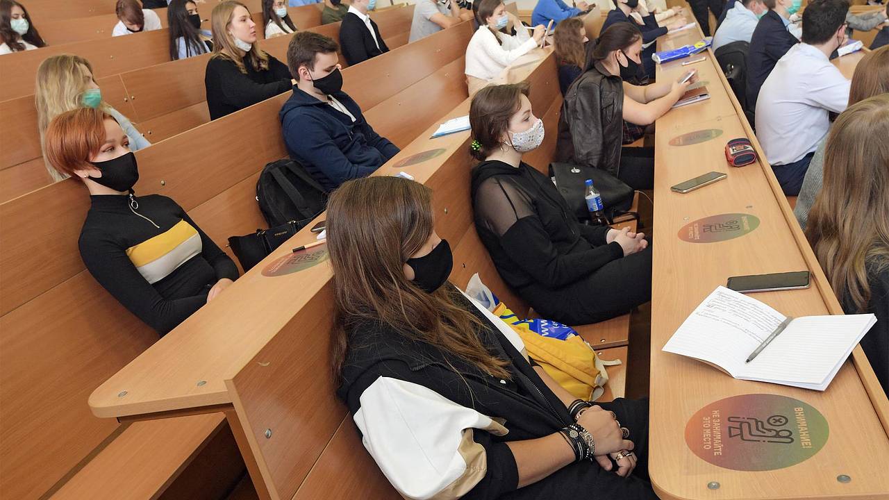 Вузам в обстреливаемом российском регионе порекомендовали перейти на очный формат обучения