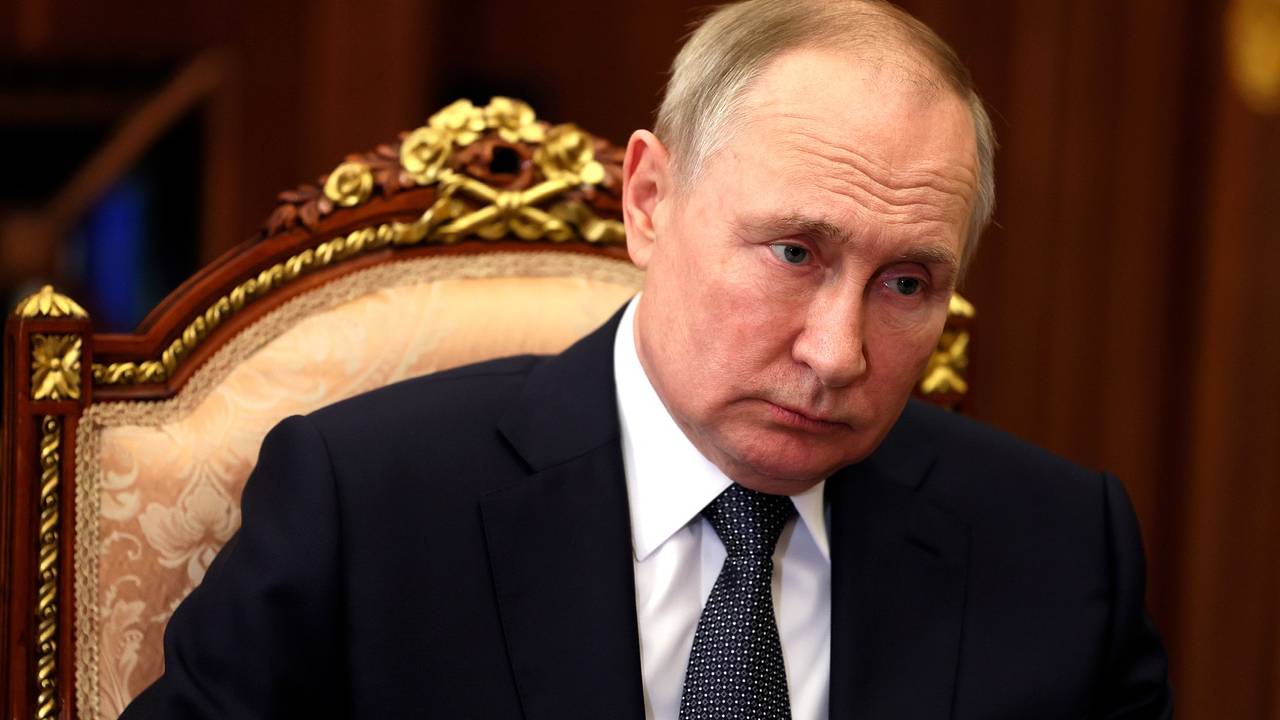 Стало известно о решении Путина отложить удары по украинской энергетике зимой 2023 года