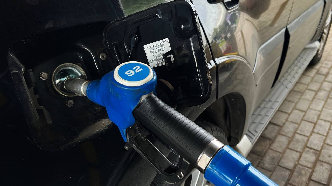 В России оценили вероятность резкого подорожания горючего