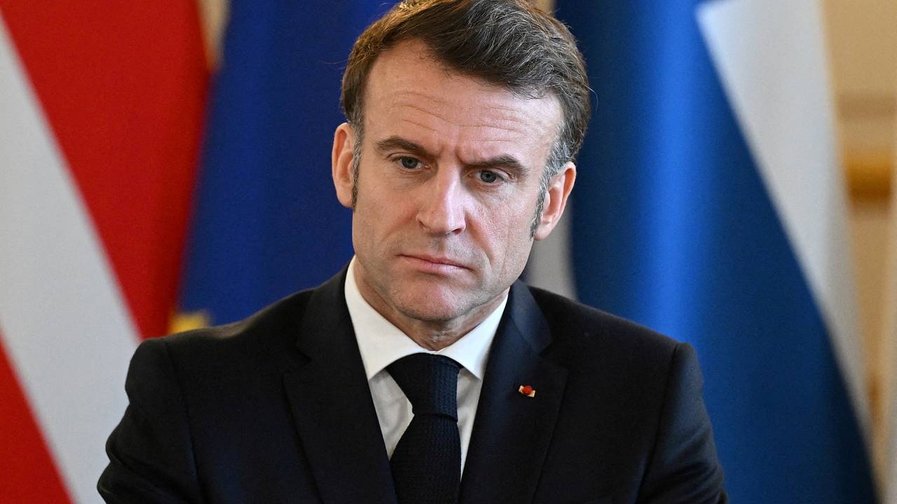 Названы возможные последствия речи о «российской угрозе» для Макрона