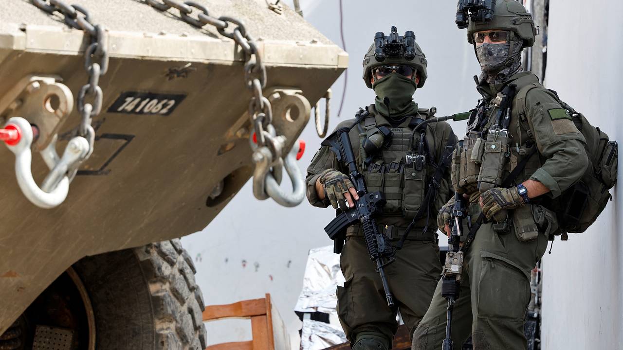 Израиль объявил год войны с ХАМАС и Ираном