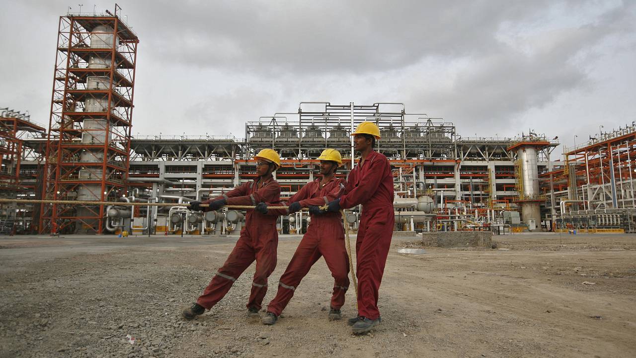 Индия начала менять российскую нефть на американскую