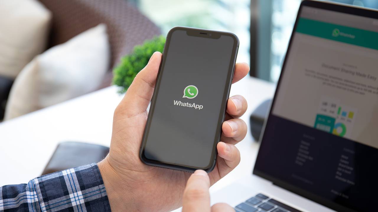 Россиян предупредили о новой схеме обмана в WhatsApp