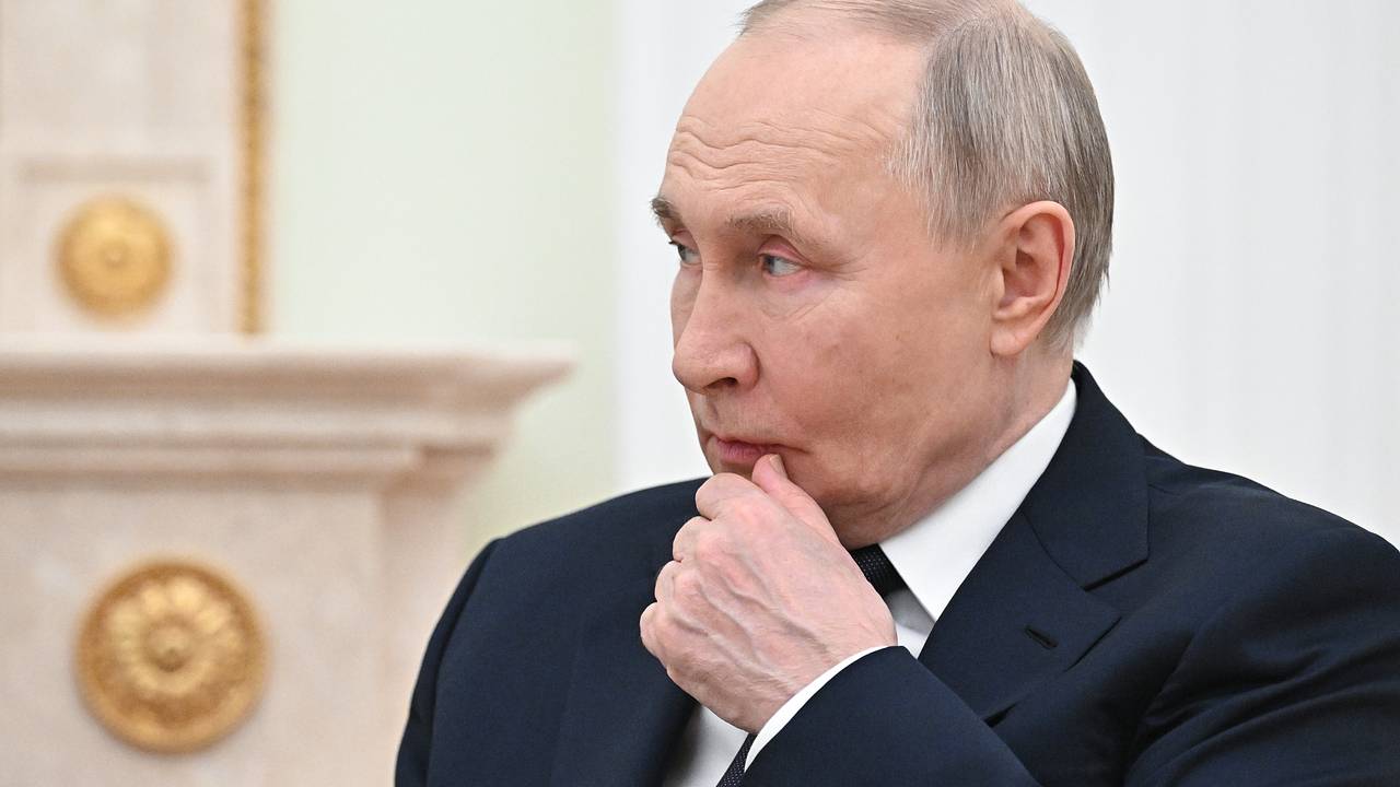 Путин встретился со вдовой отражавшего вторжение ВСУ под Курском офицера