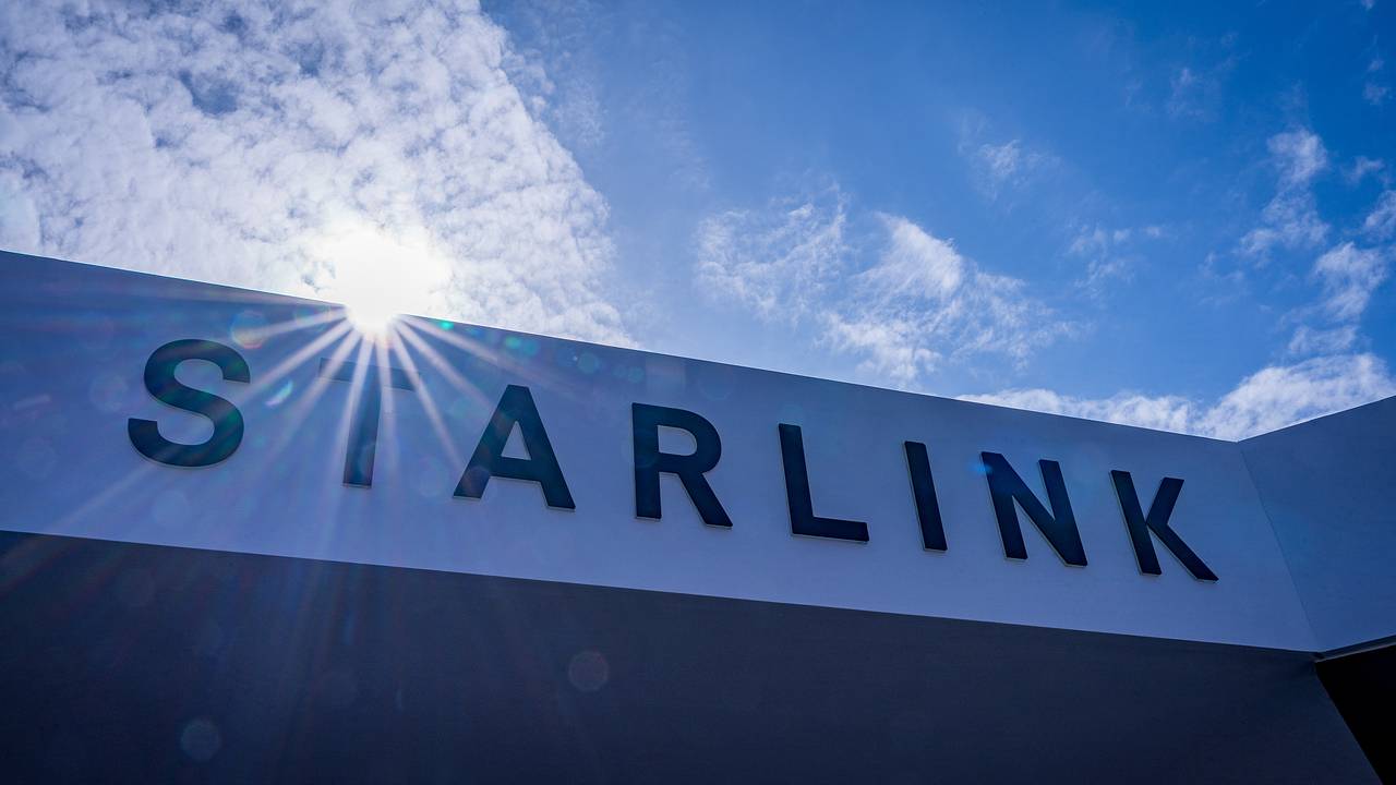Возможность возвращения Украиной терминалов Starlink оценили