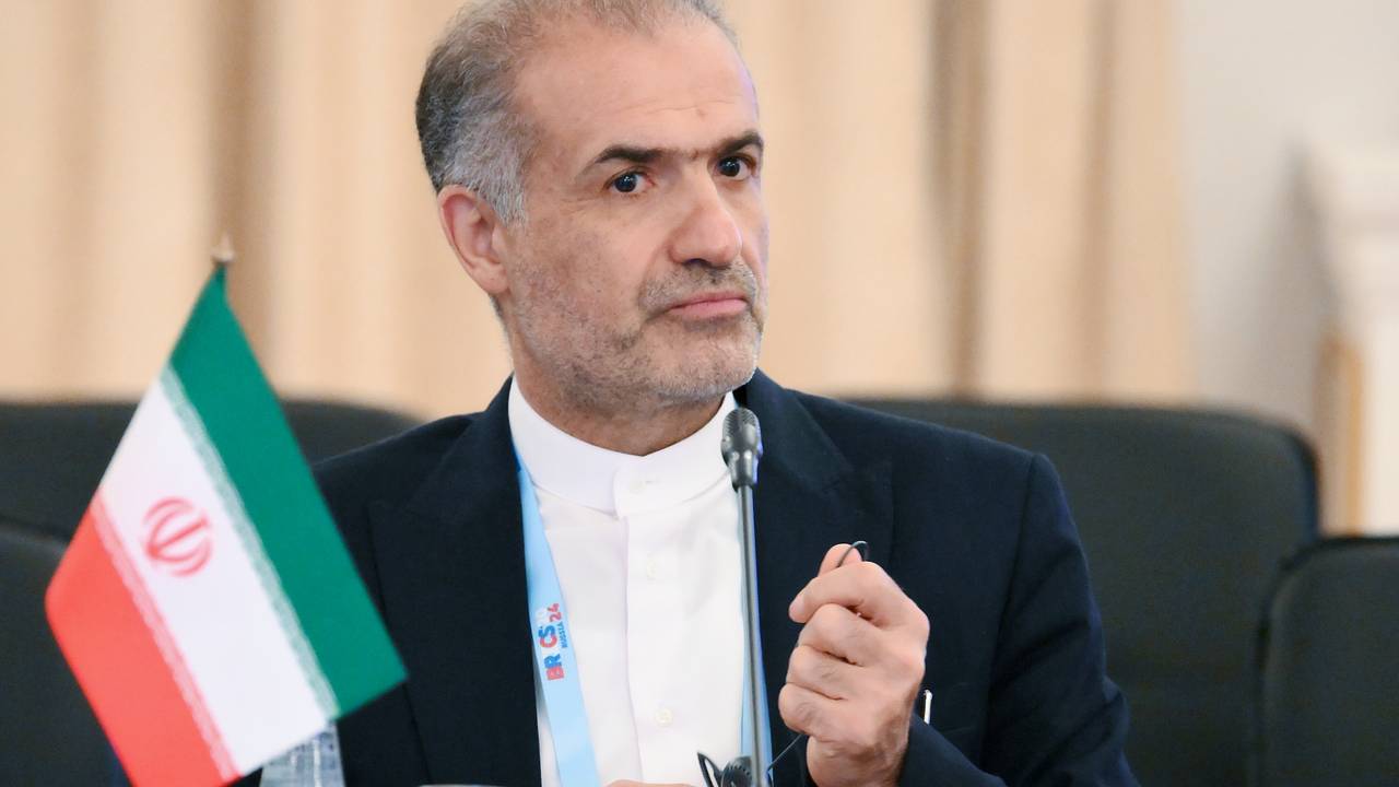 Иранский посол обсудил в МИД России урегулирование по иранской ядерной программе