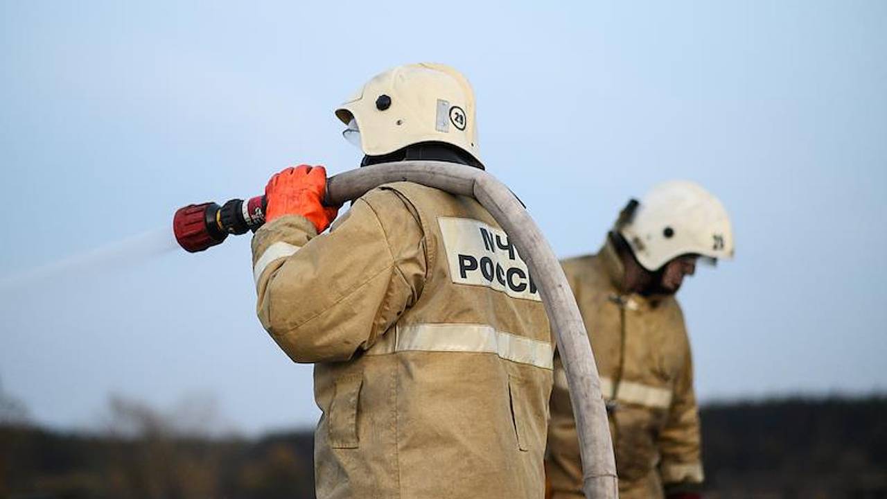В Москве пенсионерка в отместку устроила пожар в квартире и отравила соседей