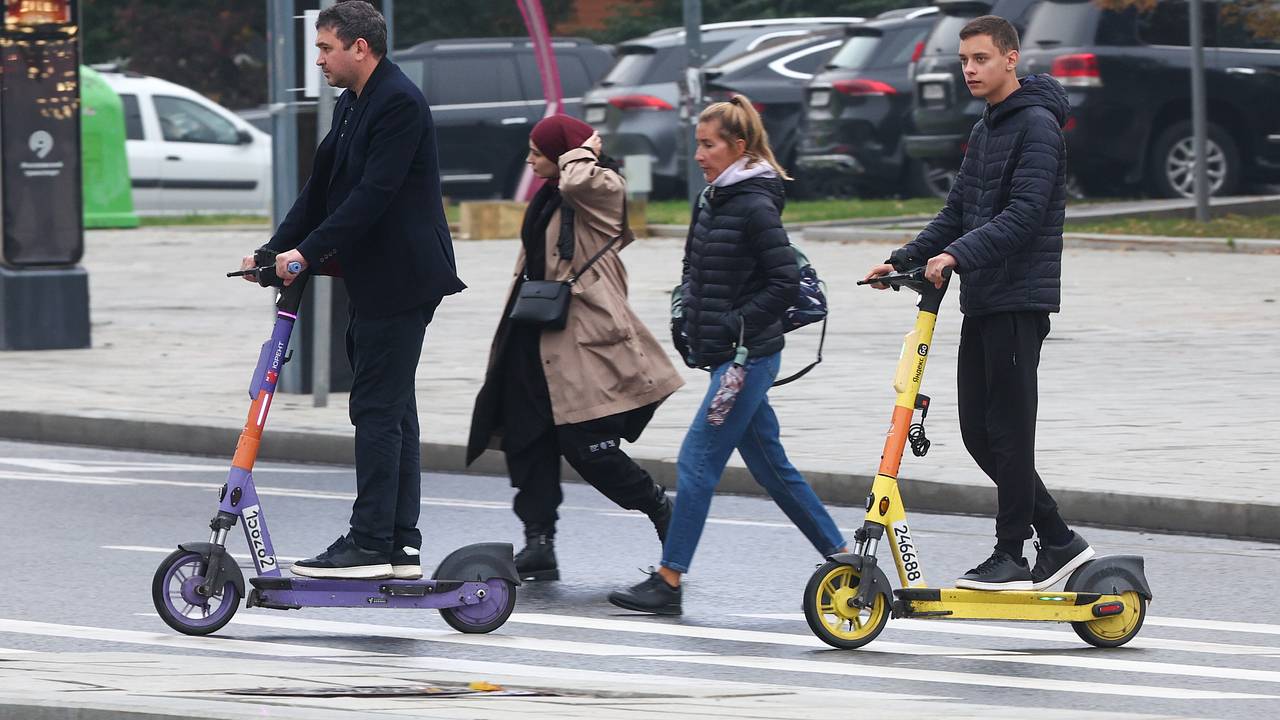В Подмосковье появились самокатчики