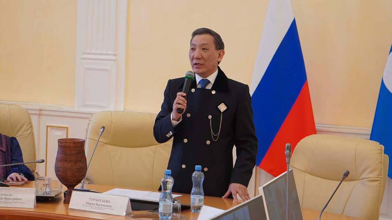 Министр культуры несколько раз перепутал имя русского классика в прямом эфире