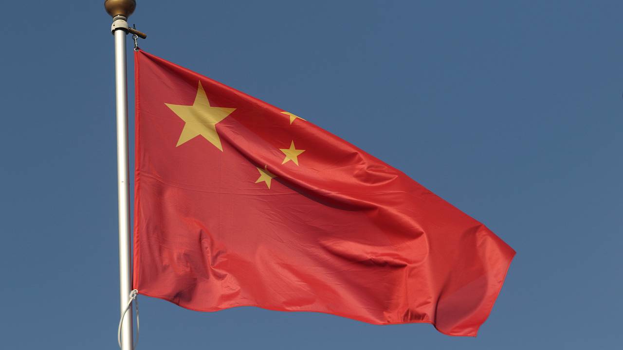 Китай введет дополнительные пошлины на ряд канадских товаров