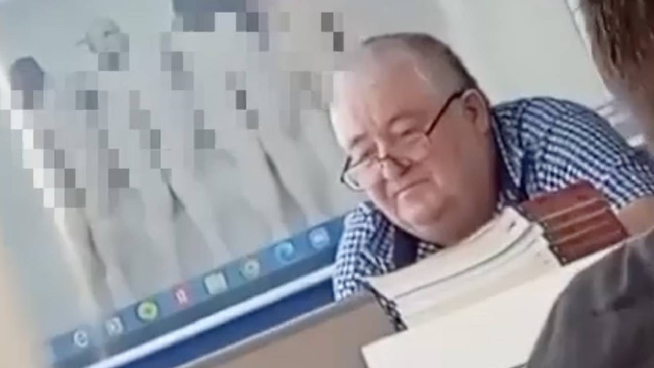 Смотревший порно на уроке у семиклассников российский учитель объяснился