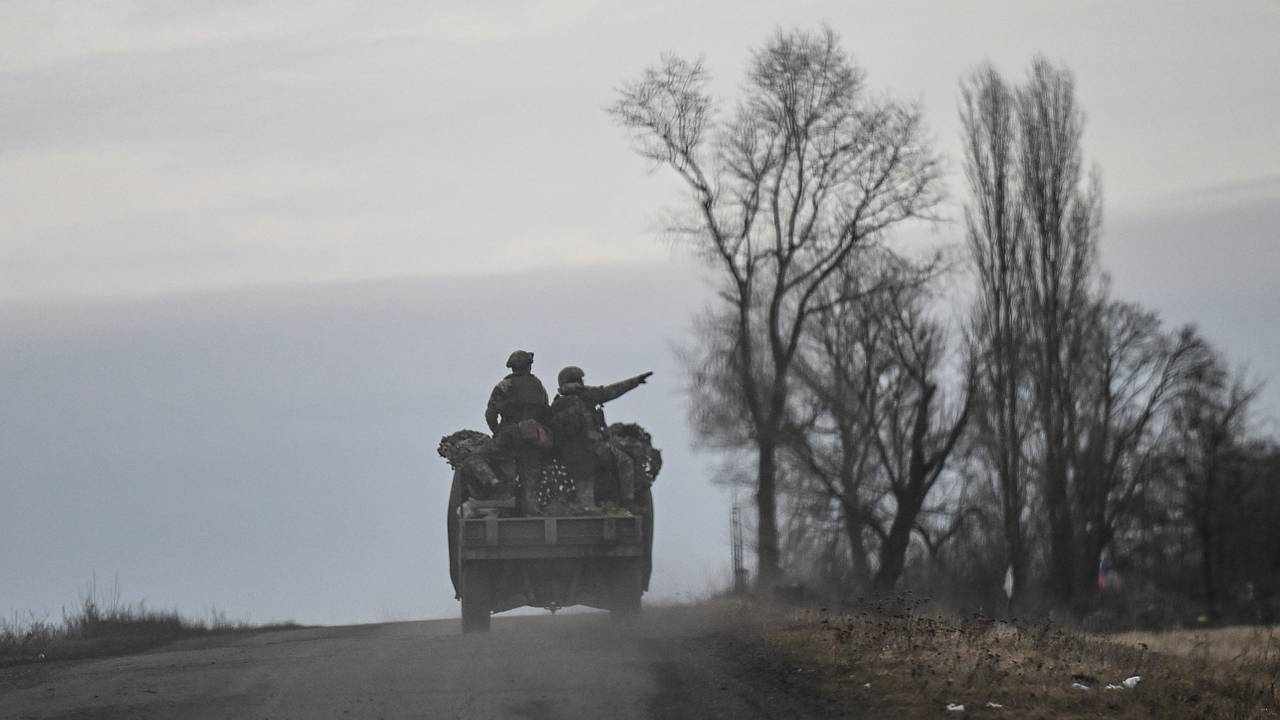 Российский военкор заявил о завале из тел погибших солдат ВСУ в Курской области