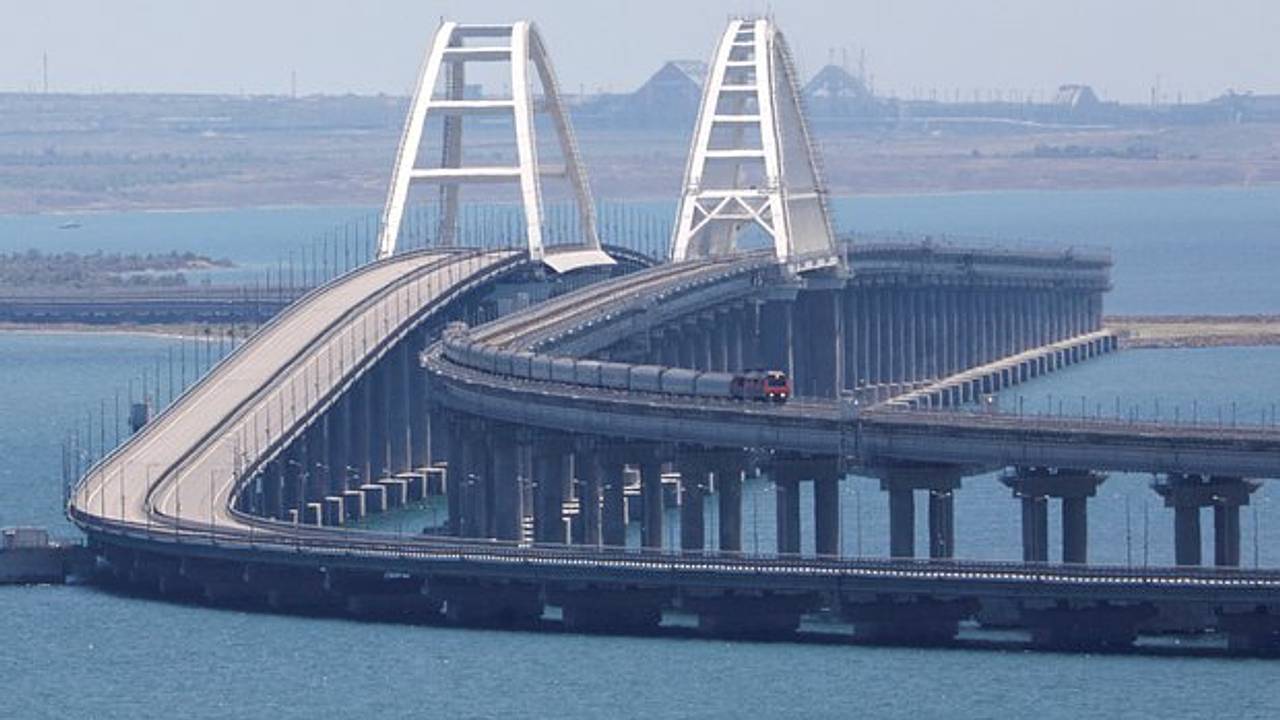 В Госдуме ответили на угрозы Киева атаковать Крымский мост
