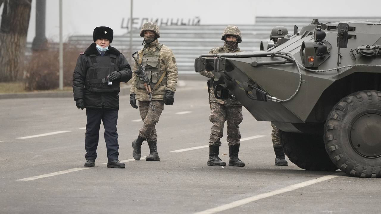 В Казахстане обнаружили более 30 схронов оружия и боеприпасов