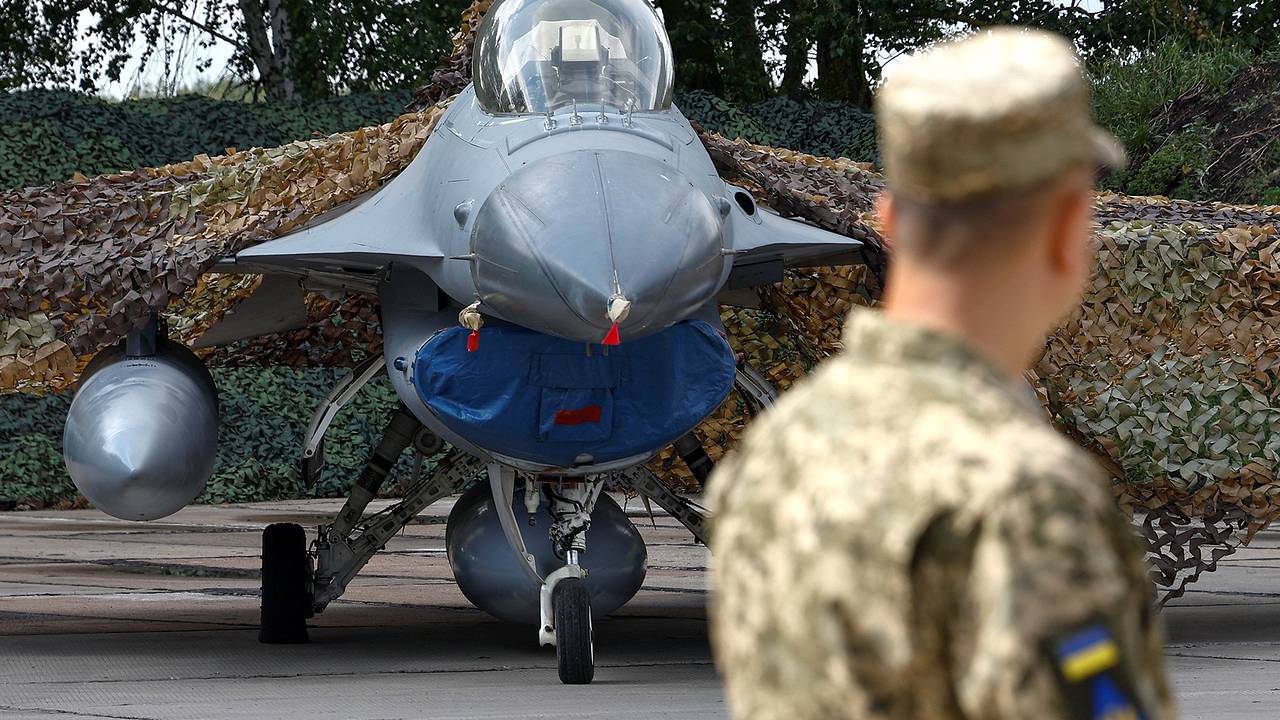 Стало известно о прекращении США технической поддержки истребителей F-16 на Украине