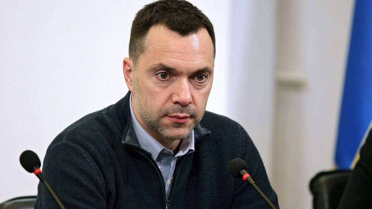Арестович предложил убрать Зеленского для будущего Украины