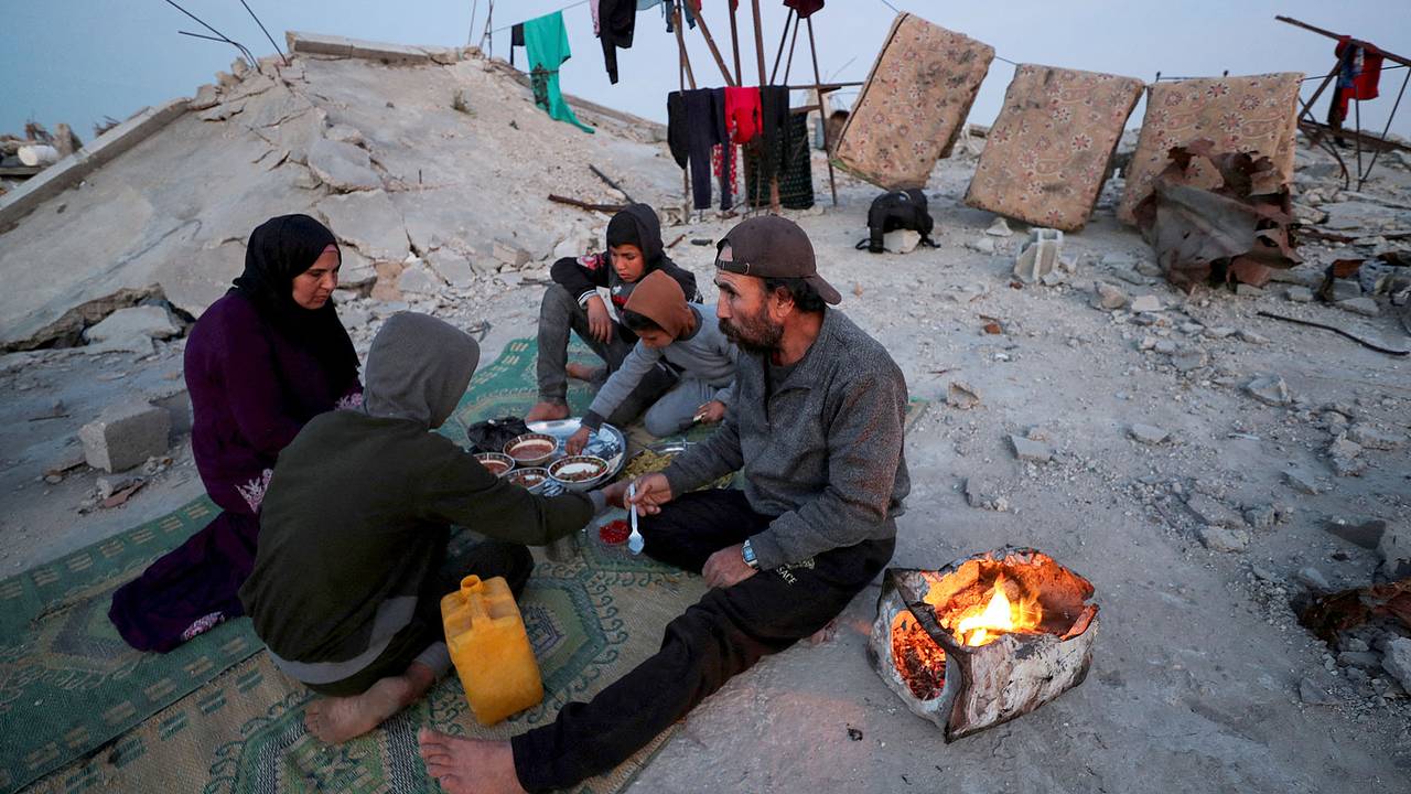 Израиль решил прекратить подачу электричества в сектор Газа