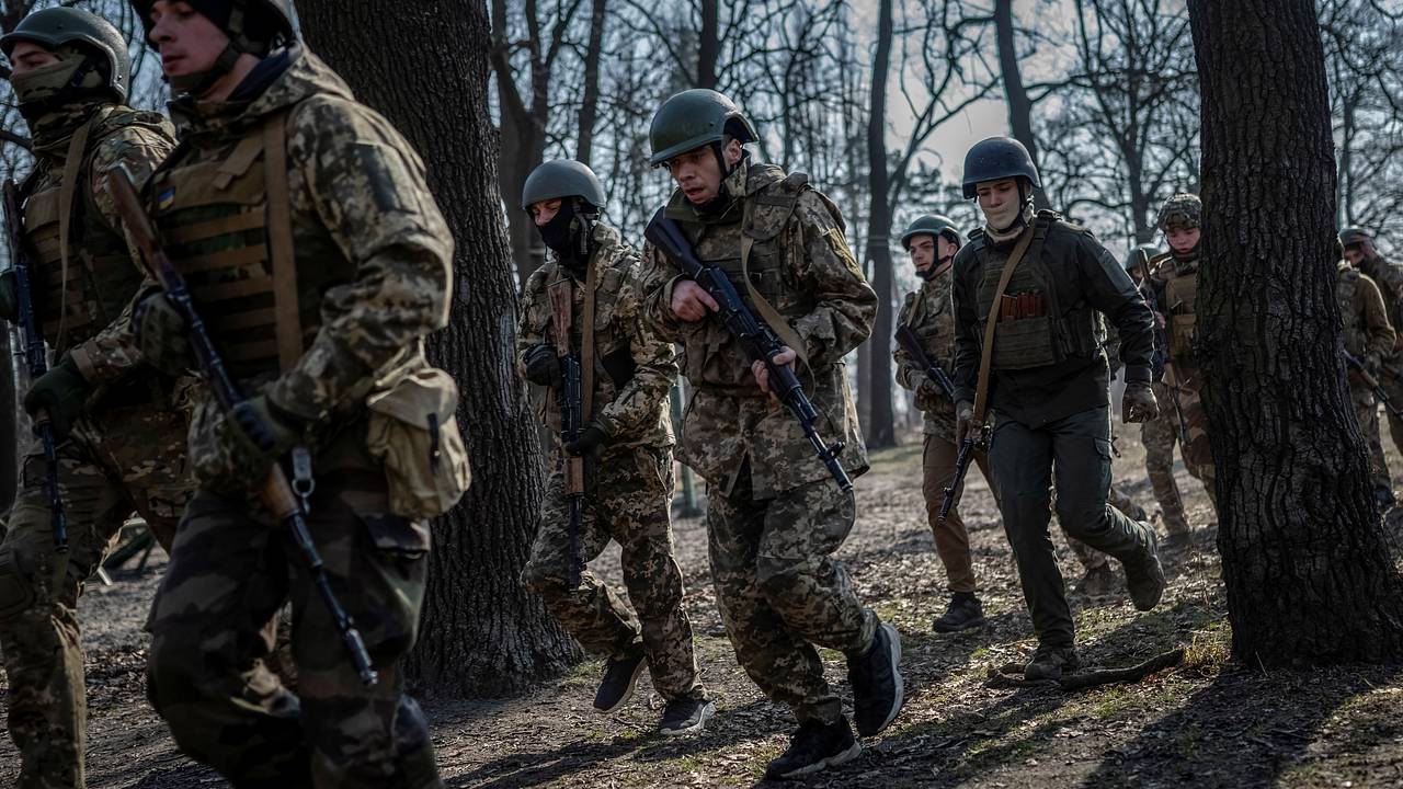 ТЦК разрешили ловить украинцев сетями