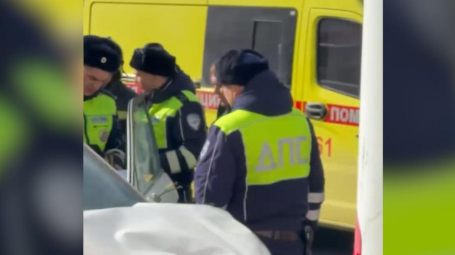 В Казани при наезде автомобиля на остановку пострадали 11 человек
