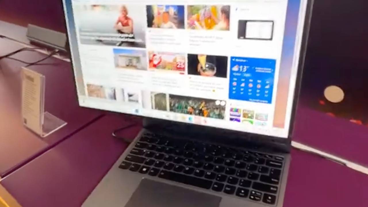 Складной ноутбук Lenovo сломался во время презентации