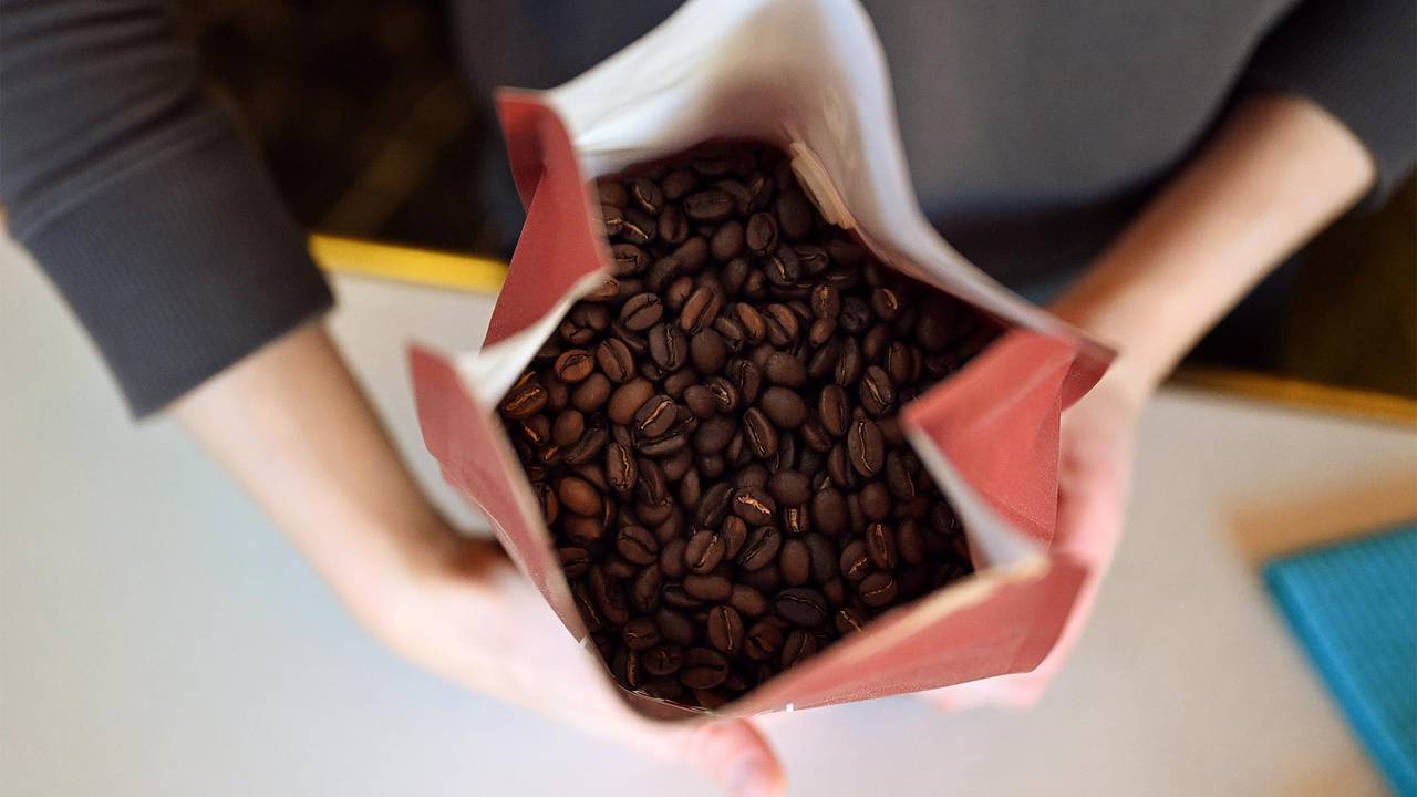 Снижение цен на кофе в России объяснили