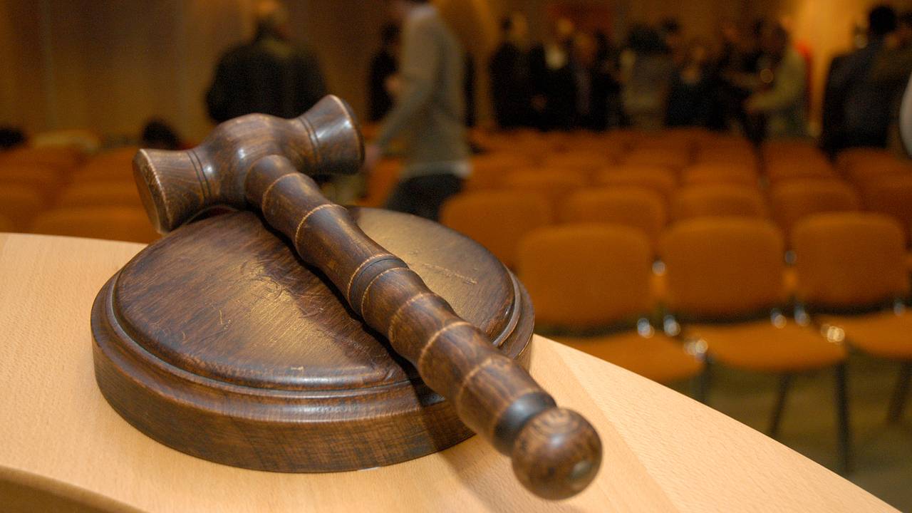 В грязи нашли средневековое кольцо за два миллиона рублей